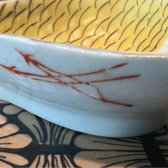 Set of 4 Vintage Fish Trinket Dishes Sushi Dish Tropical No chips - Picture 5 of 10